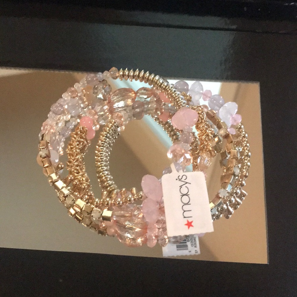 Very very cute pink and gold bracelet